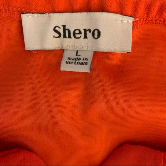 Women’s size large beautiful too - Picture 7 of 7